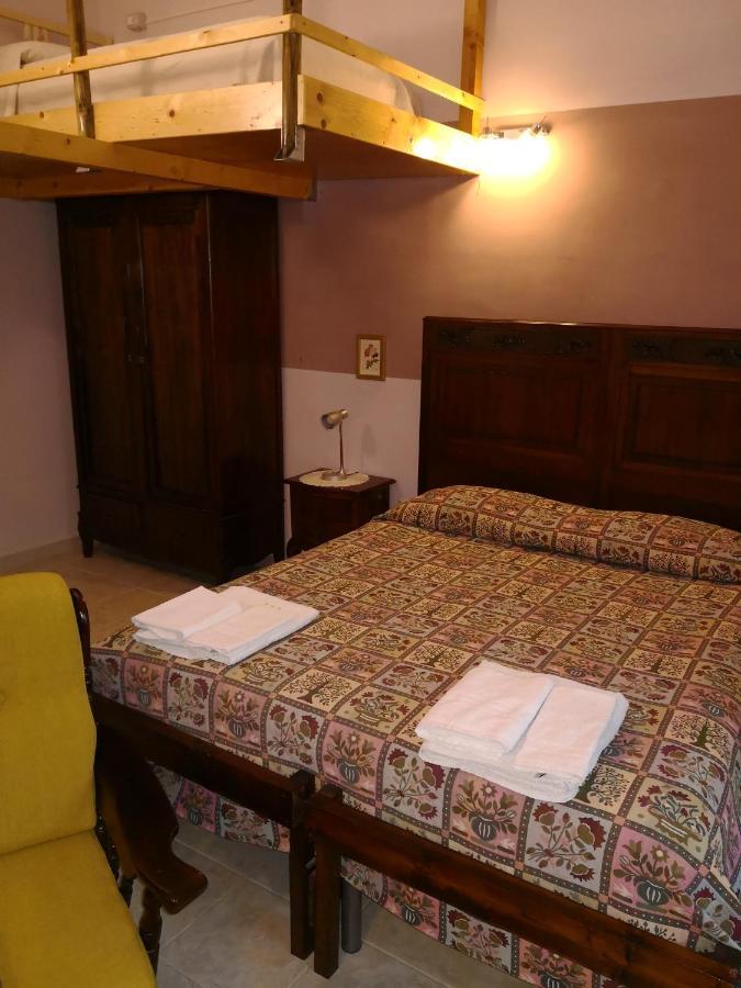 B&B Ex Magazzeno Barlotti Paestum Exterior photo