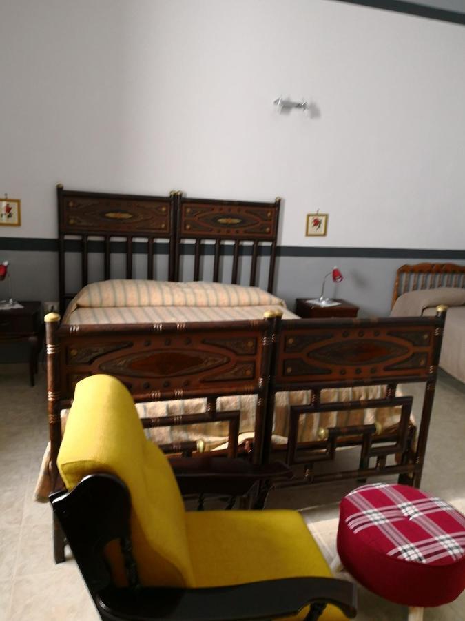 B&B Ex Magazzeno Barlotti Paestum Exterior photo